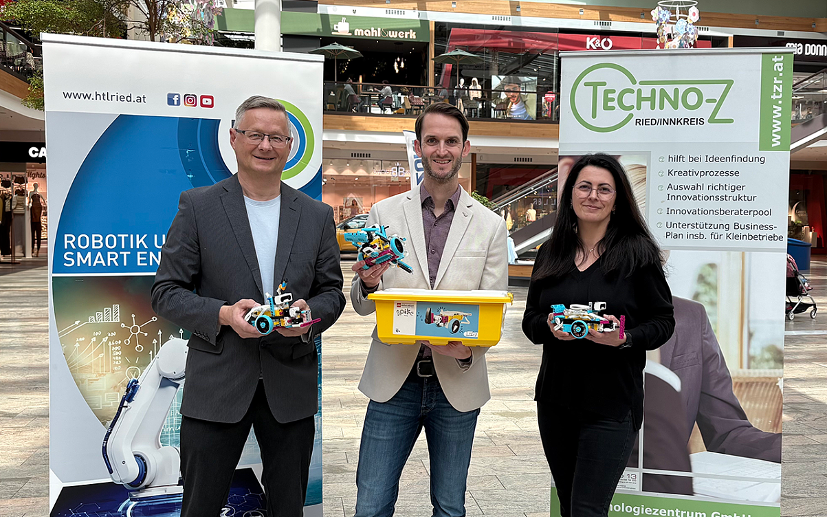 „robot olympiad“ erstmals in der WEBERZEILE