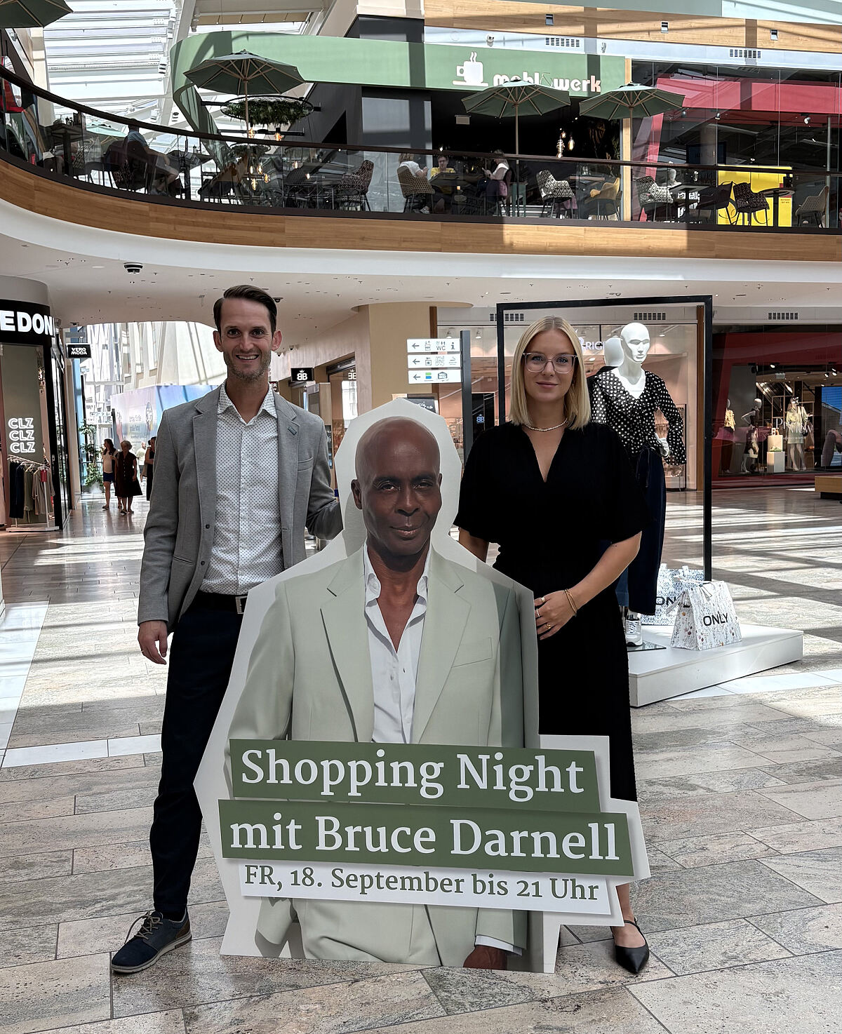 Rieder Shopping Night mit Bruce Darnell