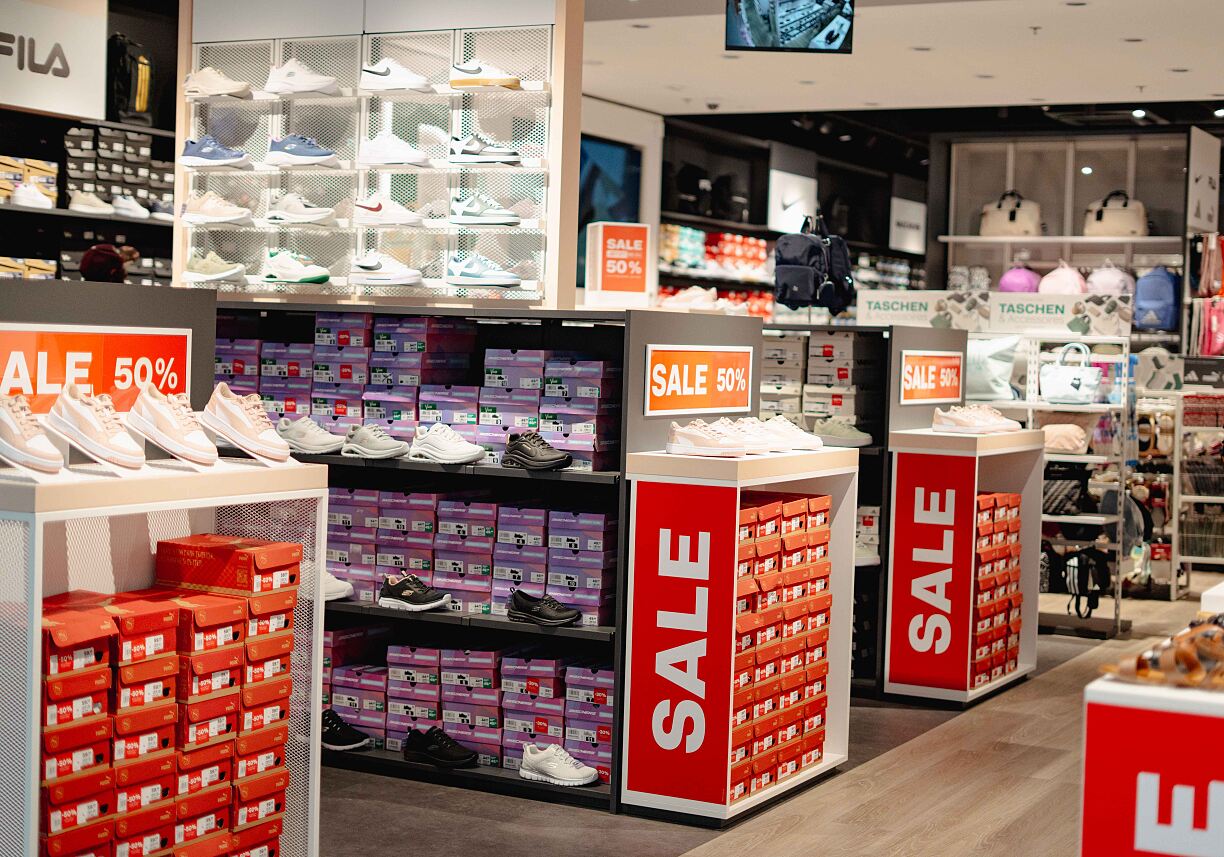 Shopbau innen Deichmann