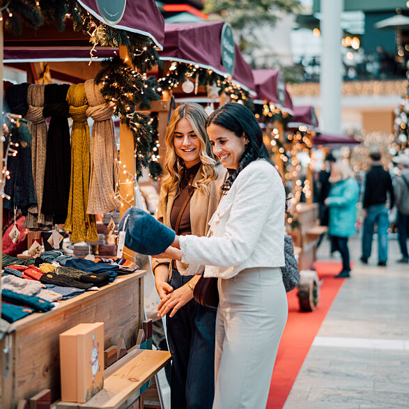 Weihnachtsshopping in der WEBERZEILE
